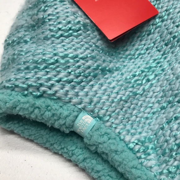 NORTH FACE Blue Fuzzy Pom Pom Winter Hat - Picture 2 of 3